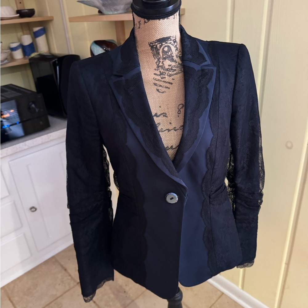 NWT Armani C Elegant Black and Navy Lace Women's Blazer size 44 = 8